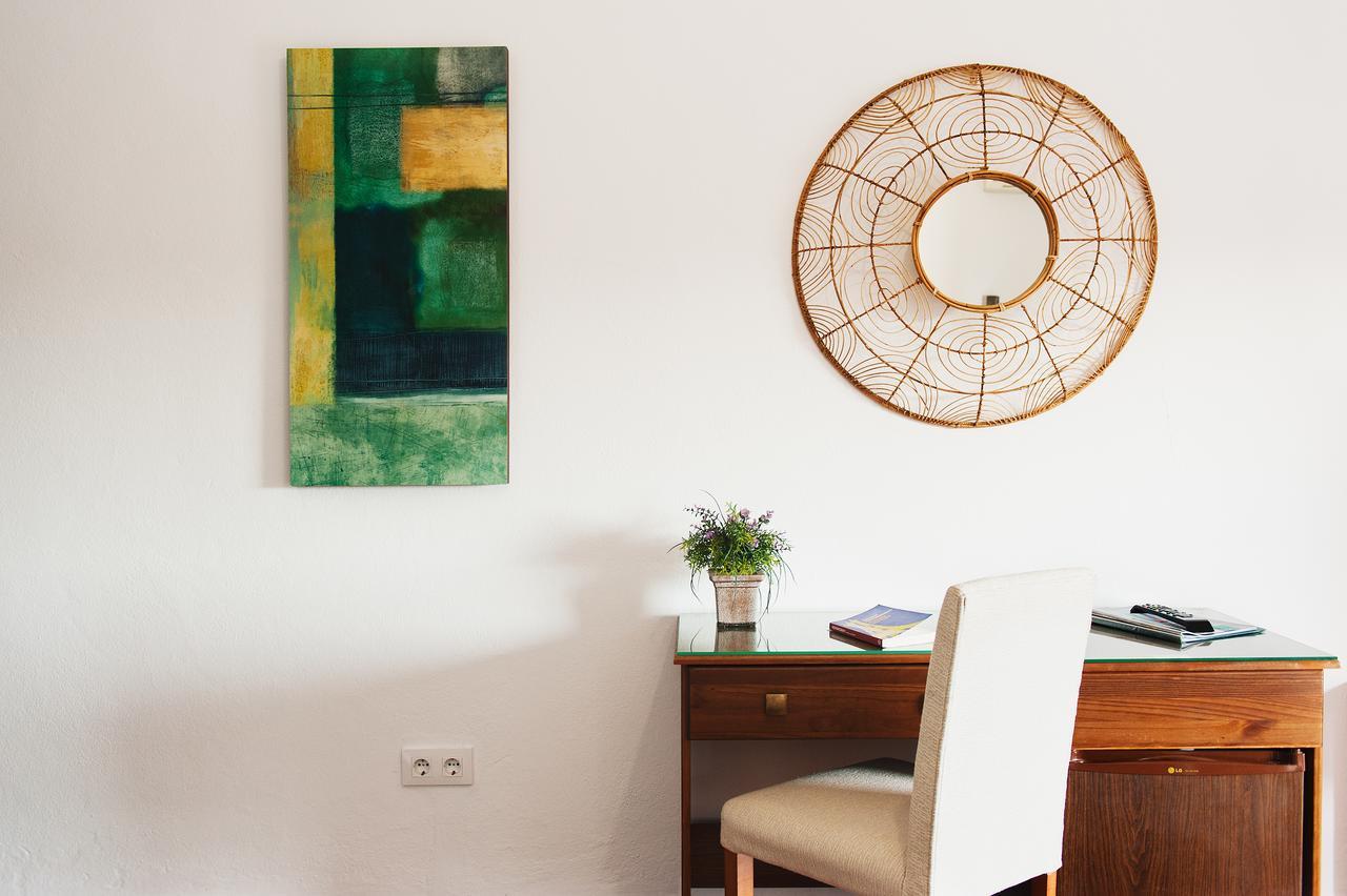 La Codorniz Hotel Tarifa Luaran gambar