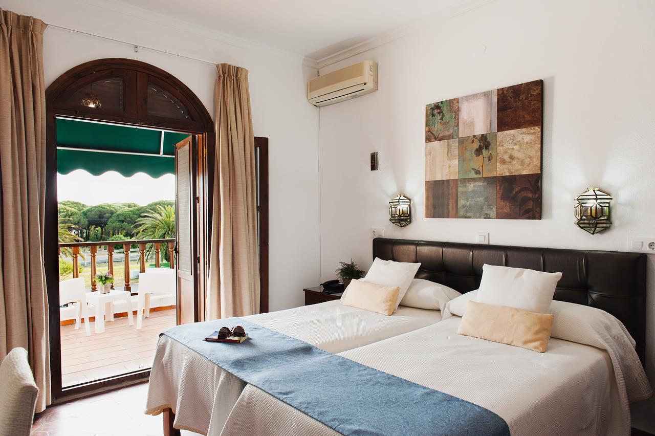 La Codorniz Hotel Tarifa Luaran gambar